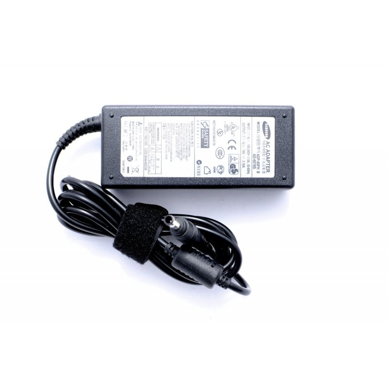 Оригинално Зарядно за лаптоп (Original Laptop Adapter) Samsung - 19V / 3.16A / 60W - (5.5x3.0) Оригинално Зарядно за лаптоп (Original Laptop Adapter) Samsung - 19V / 3.16A / 60W - (5.5x3.0)